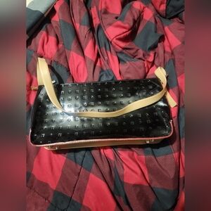 Arcadia Elegant Black and Tan Women's Patent Leather Shoulder Bag